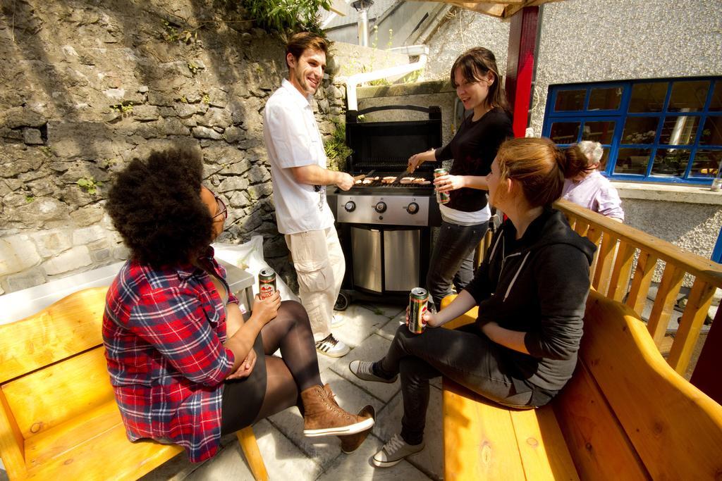 Cashel Holiday Hostel エクステリア 写真