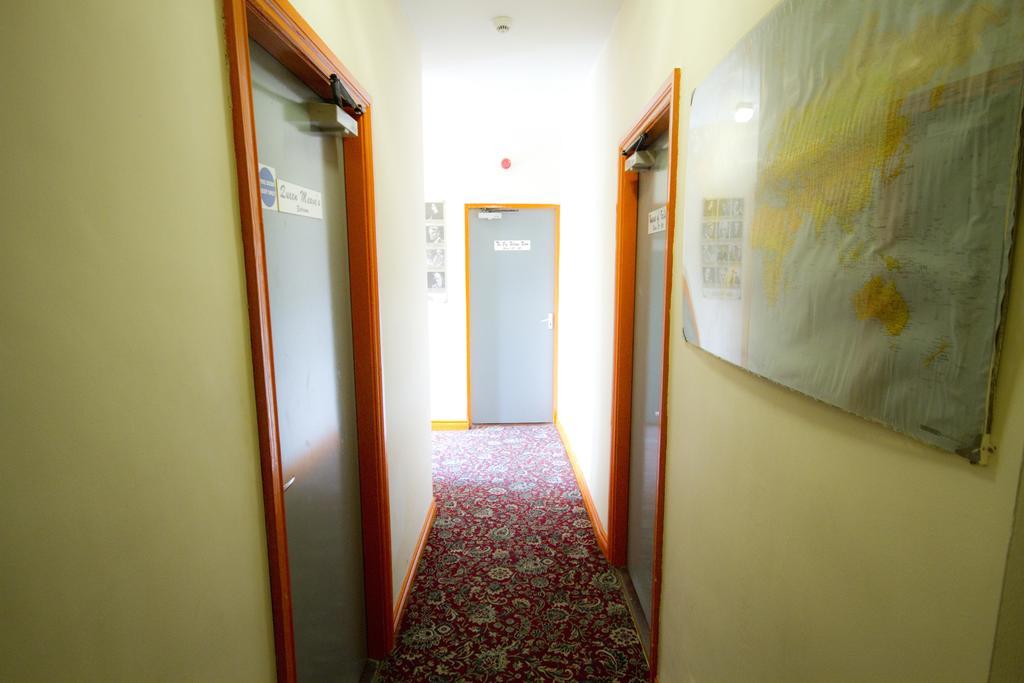 Cashel Holiday Hostel エクステリア 写真